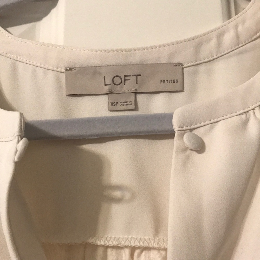 Loft ivory sleeveless women’s top, XSP - Picture 2 of 6